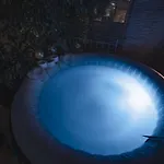 Luxury katrinas apartment with outdoor jacuzzi
